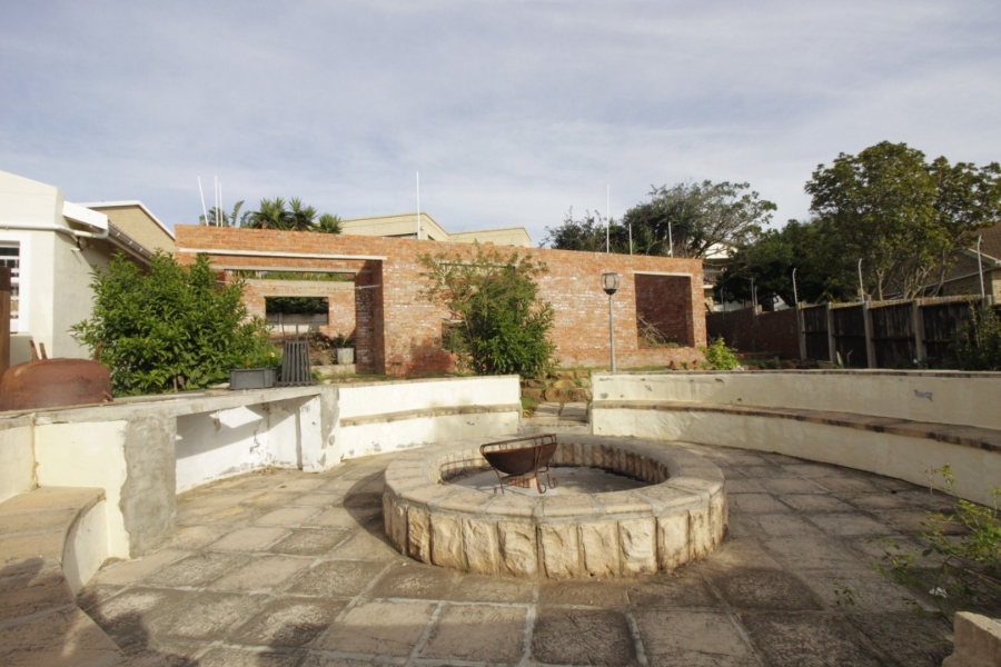 3 Bedroom Property for Sale in Wavecrest Eastern Cape